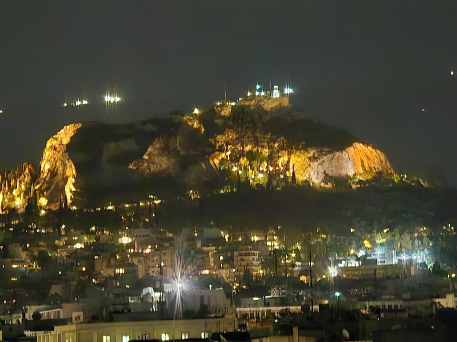 Appartamento Acropolis View And 360 Degrees Atene Esterno foto